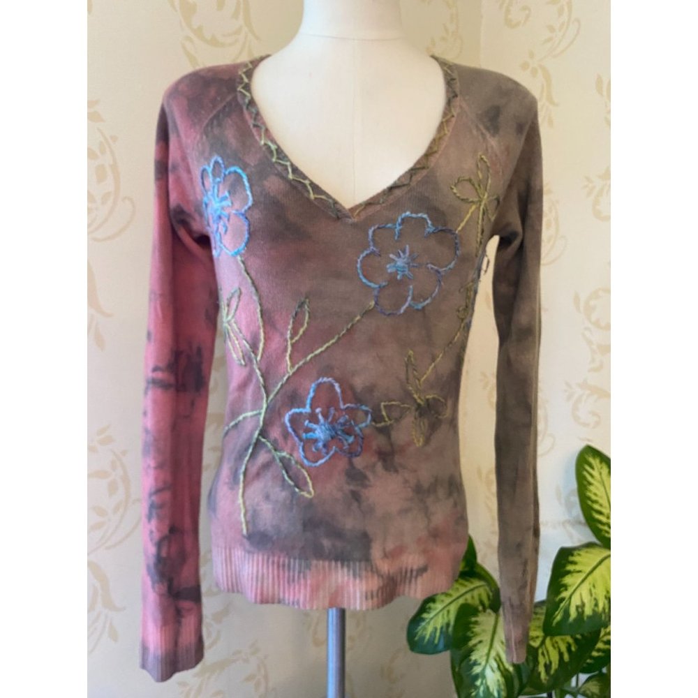 Gwyn 100% Cashmere Embroidered Sweater Small Stunning